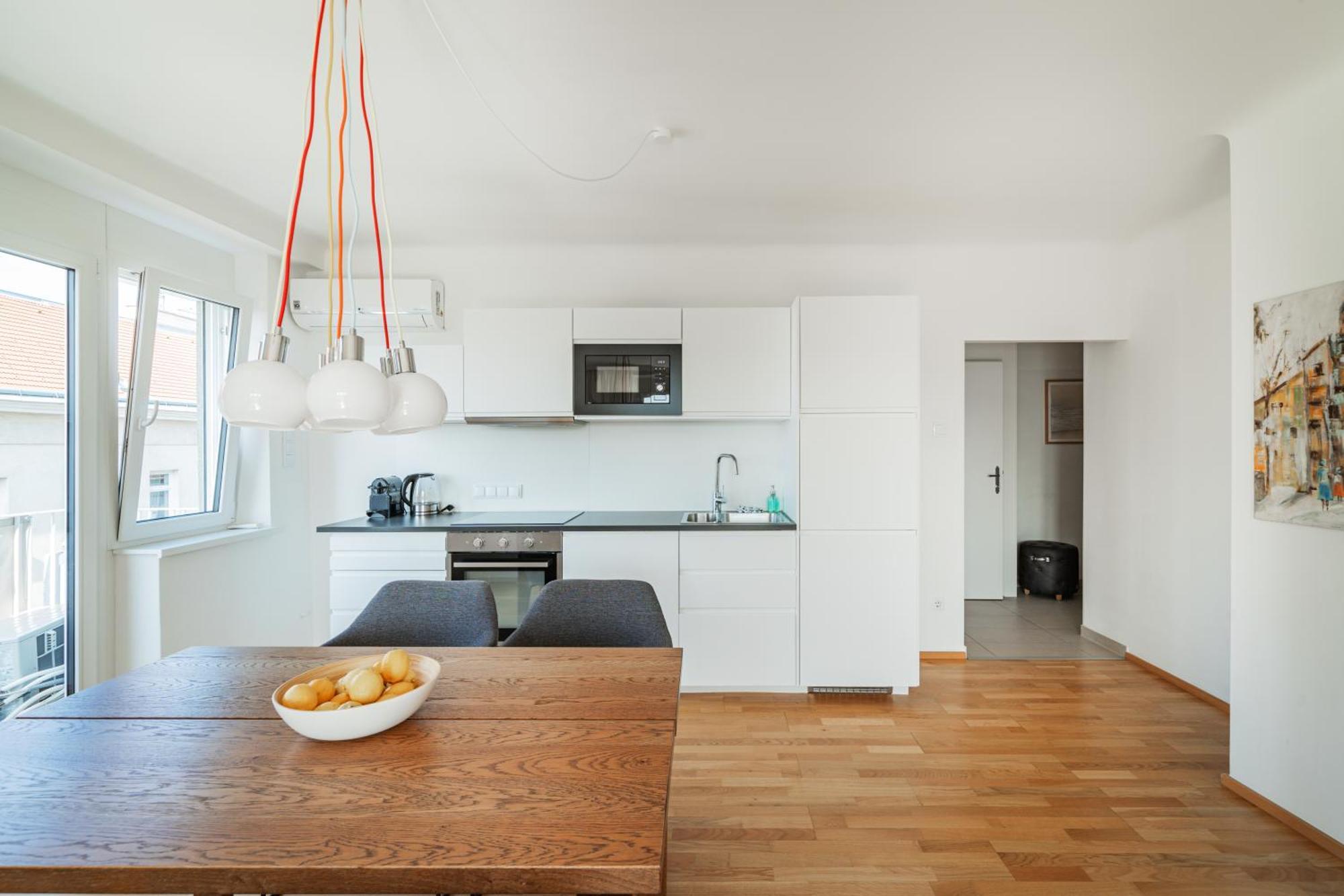 וינה Central 60M2 Suite 10 Min Walk From Main Station מראה חיצוני תמונה
