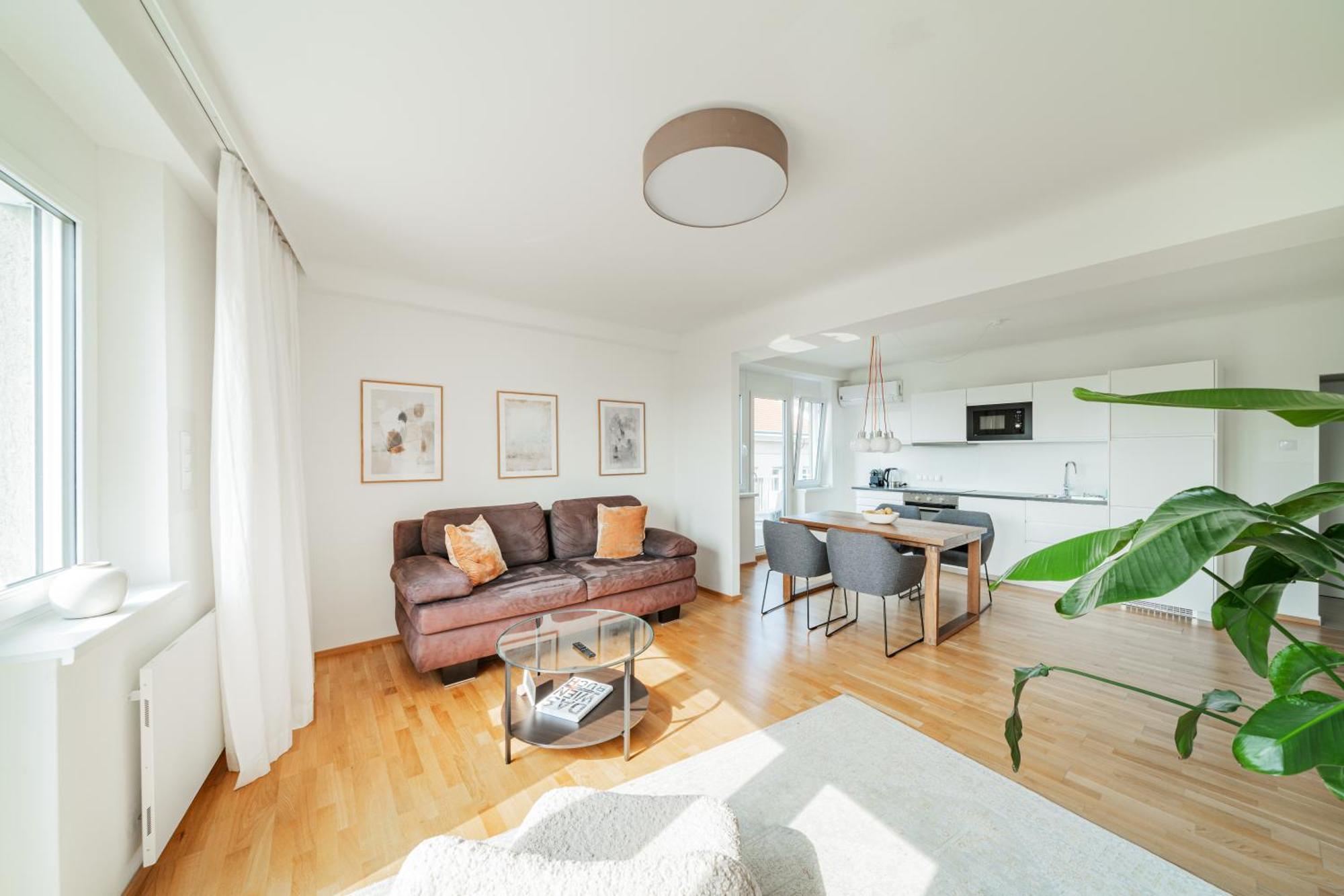 וינה Central 60M2 Suite 10 Min Walk From Main Station מראה חיצוני תמונה